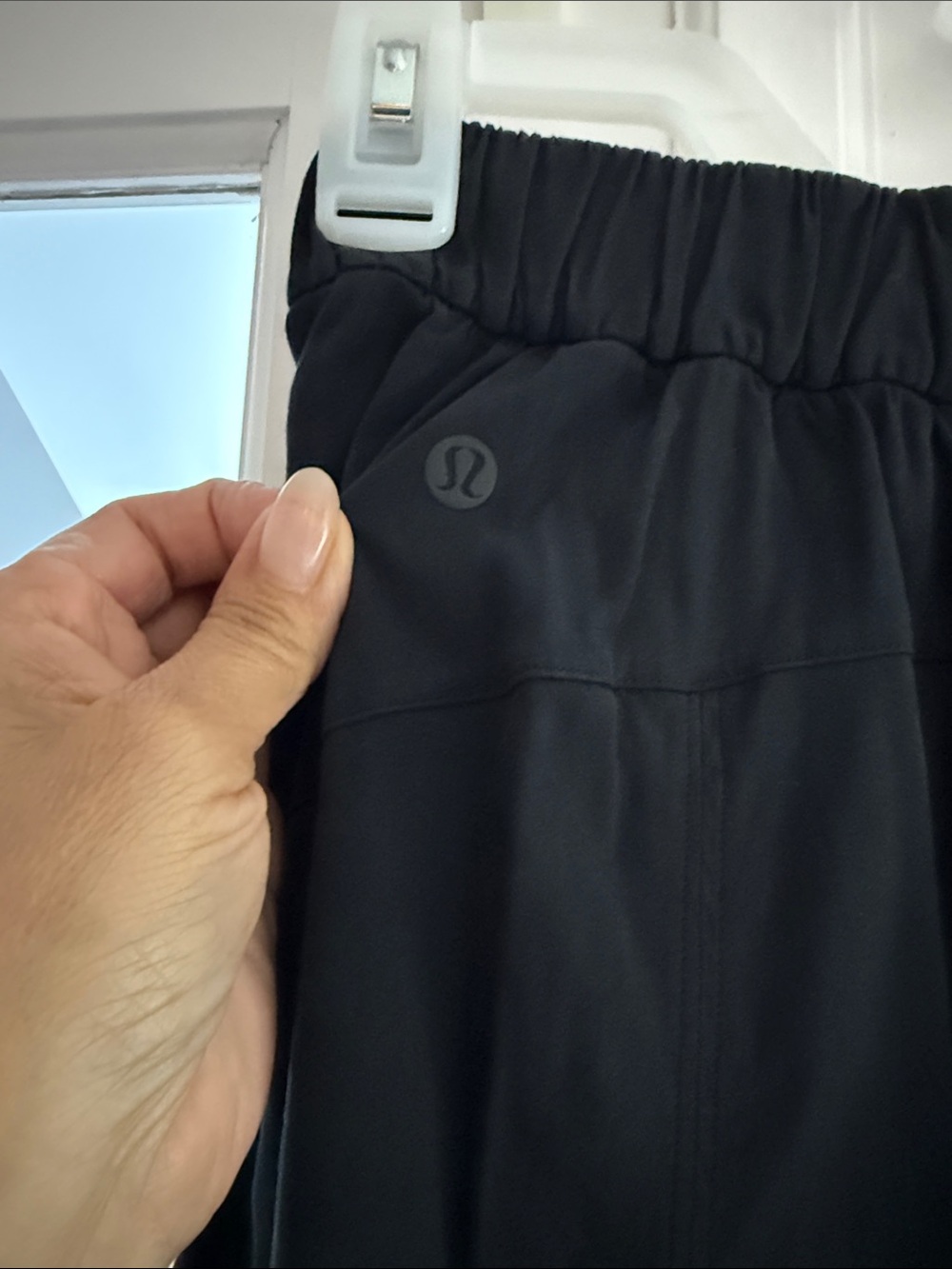57. Lululemon metropolis maven high rise crop $118 retail - Picture 3 of 5